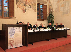 Convegno svolto sabato 26 gennaio 2013 a Pietrasanta. Presentazione del progetto delle Celebrazioni per i 500 anni del Lodo di Papa Leone X, Stefano Roni.<br />(Riprese video di Roberto Tommasi)
