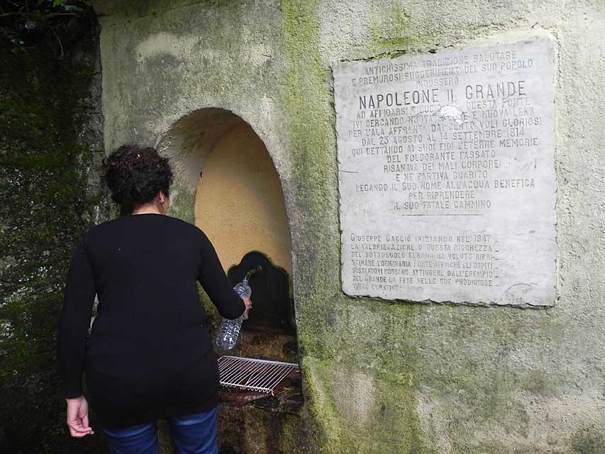 Fonte di Napoleone a Marciana Alta (foto di Luigi Santini)