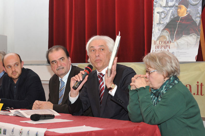 Il presidente del Comitato delle celebrazioni per i 500 anni del Lodo di Papa Leone X in un momento dell'incontro (©Emma Leonardi)