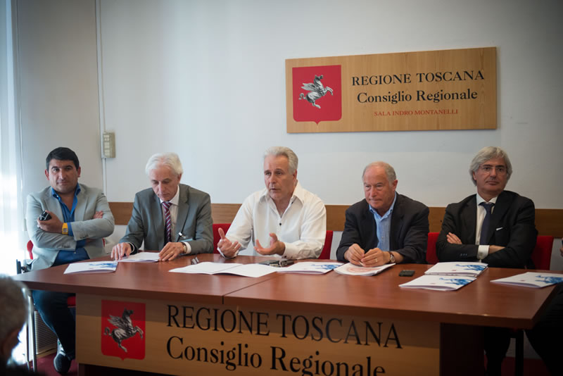 Conferenza stampa in Consiglio Regionale 3-7-2013