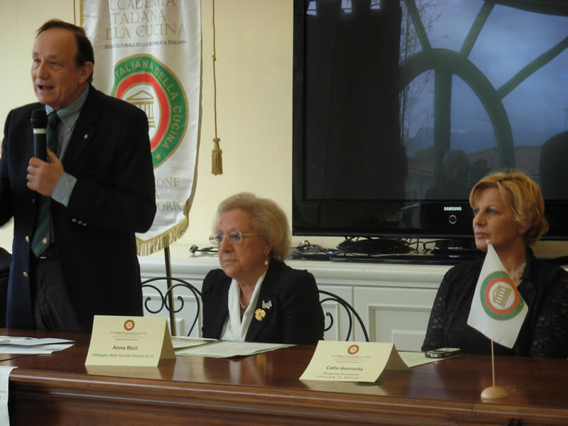 La cerimonia di premiazione dei vincitori del concorso "La cucina rinascimentale nel territorio della Versilia Storica al tempo di Papa Leone X”, Villa Bertelli, Forte dei Marmi (@Giovanni Spadaro)