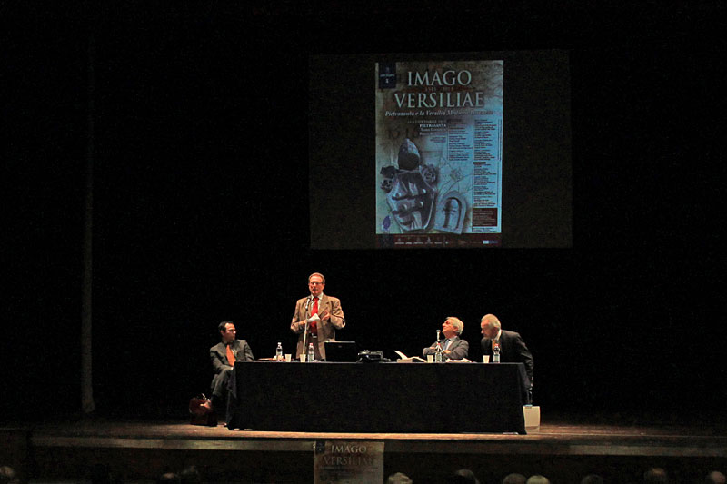 Alcuni momenti del convegno “Imago Versiliae. 1513-2013. Pietrasanta e la Versilia mediceo-lorenese” a Pietrasanta, sessione del 11 ottobre 2013 (©Matteo Varisco)