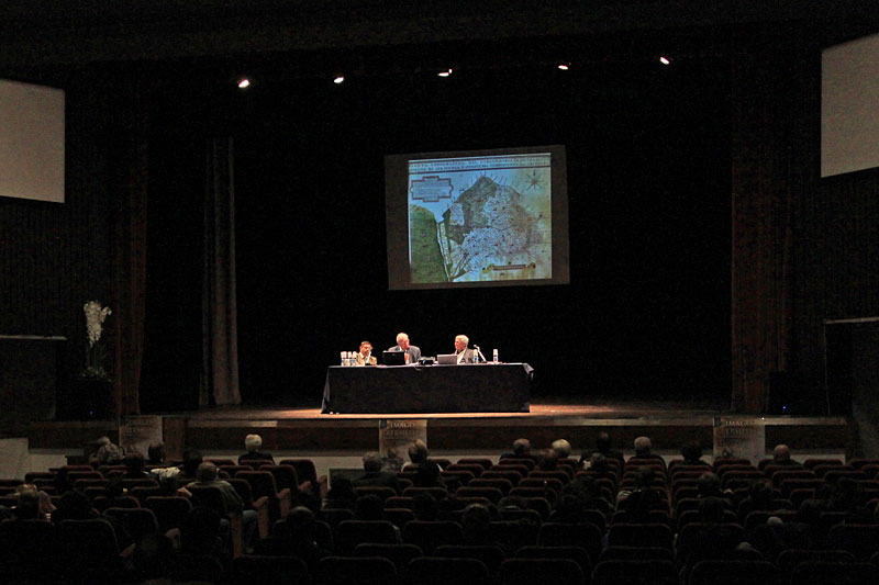 Alcuni momenti del convegno “Imago Versiliae. 1513-2013. Pietrasanta e la Versilia mediceo-lorenese” a Pietrasanta, sessione del 12 ottobre 2013<br />(©Matteo Varisco)